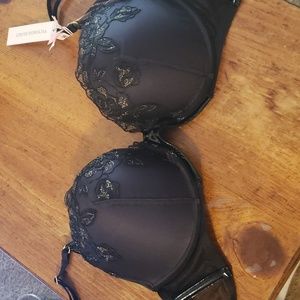 Brand new Victoria secret push up Bra